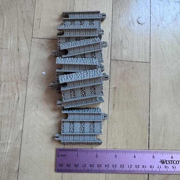 Thomas and Friends Elsbridge Train Set With Tracks Tunnels and Accessories - Picture 16 of 16